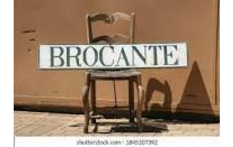 BROCANTE AS MONTLOUIS BASKET